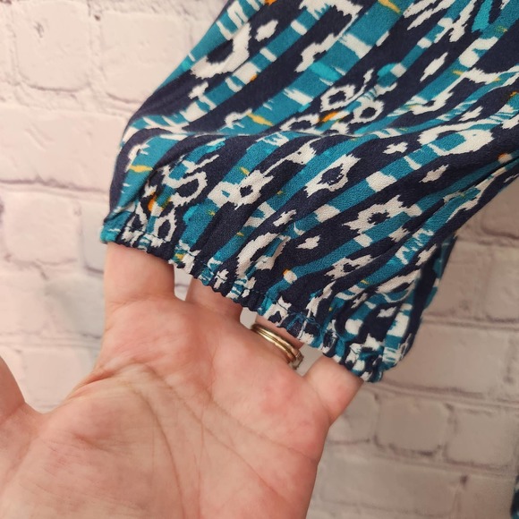 Kenar Blue and White Patterned Blouse - Picture 6 of 7